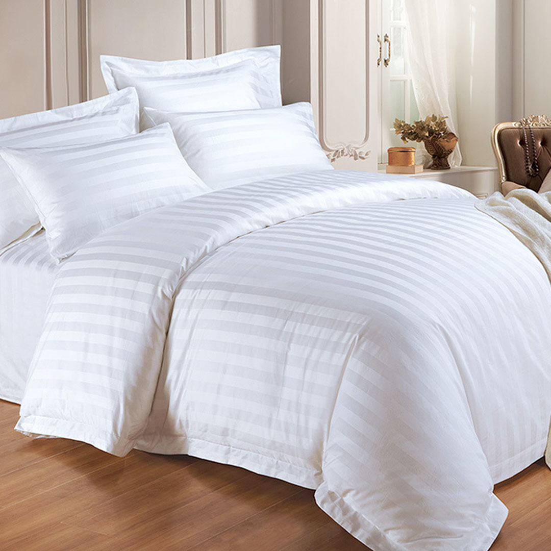 Adria Serie, White Bed Linen Adria Serie, Weiße Bettwäsche 2