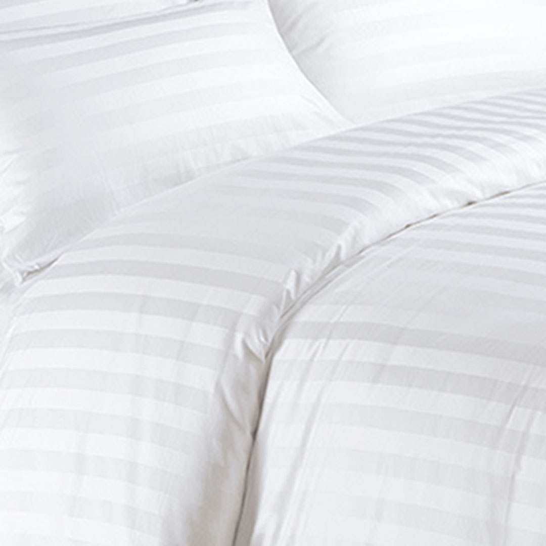 Adria Serie, White Bed Linen Adria Serie, Weiße Bettwäsche