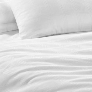 Karo Serie, White Bed Linen Karo Serie, Weiße Bettwäsche square patterned white color bed linen