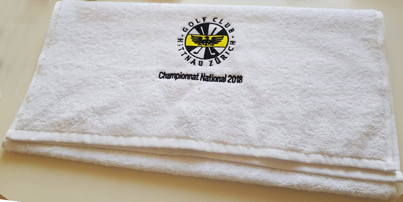 Golftuch mit Bestickung